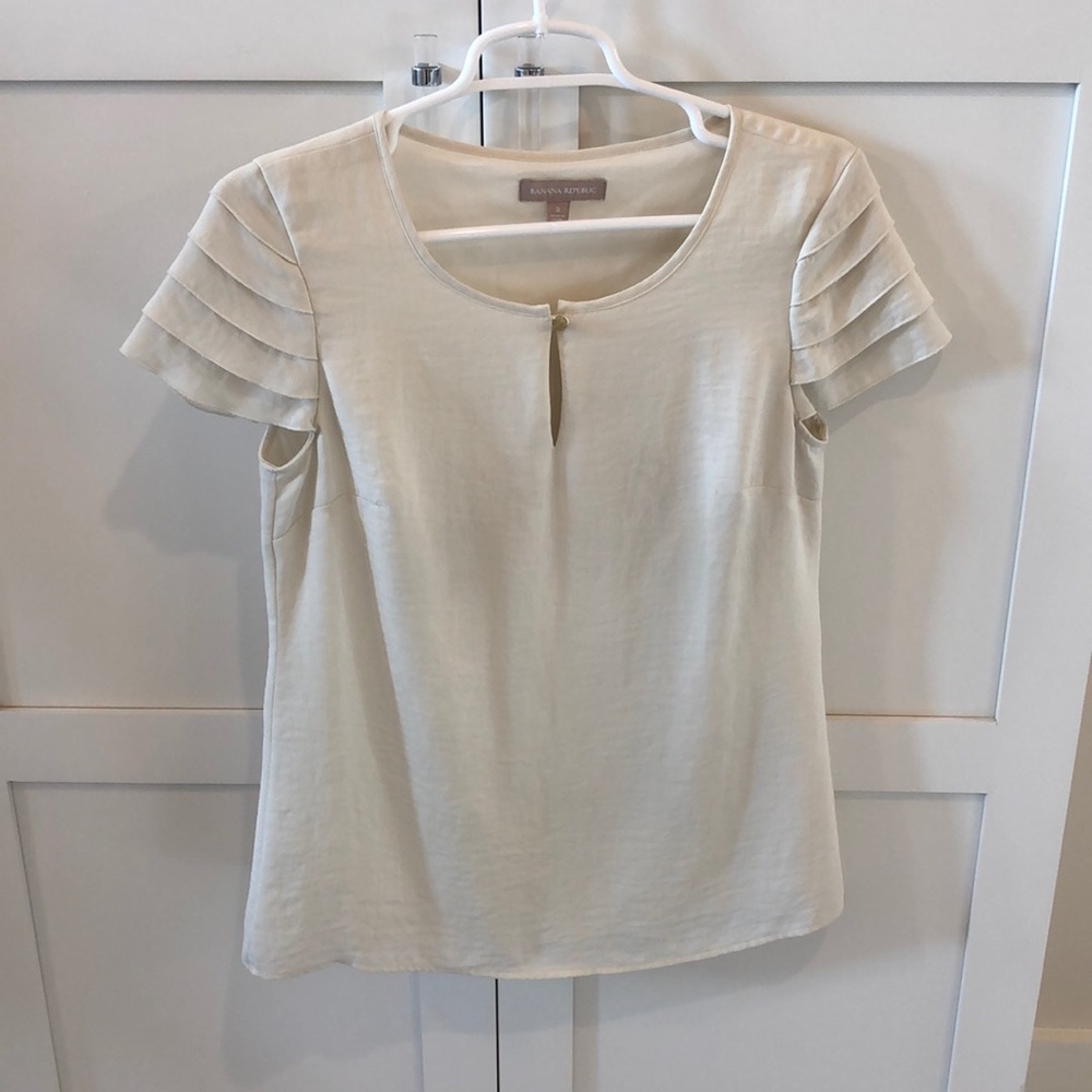 Banana Republic Women’s blouse